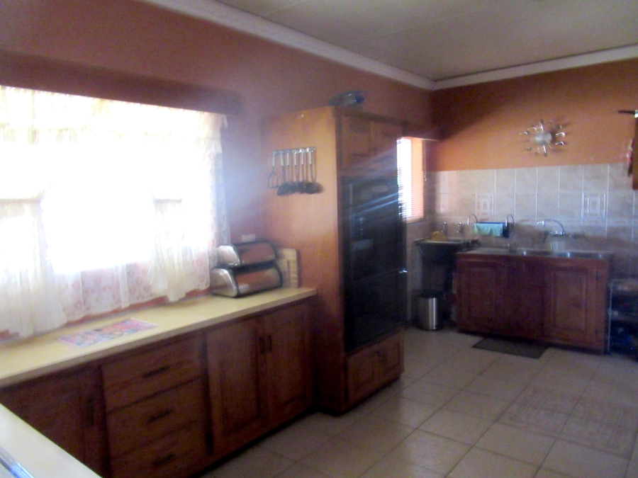 4 Bedroom Property for Sale in Riebeeckstad Free State